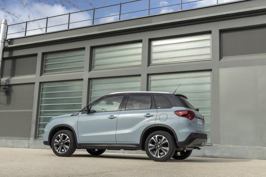  Suzuki Vitara Hybrid AllGrip 2020 года  (WW) (фото 3 из 30)